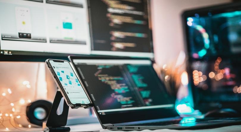 Senior UX/UI Designer & Webflow Developer